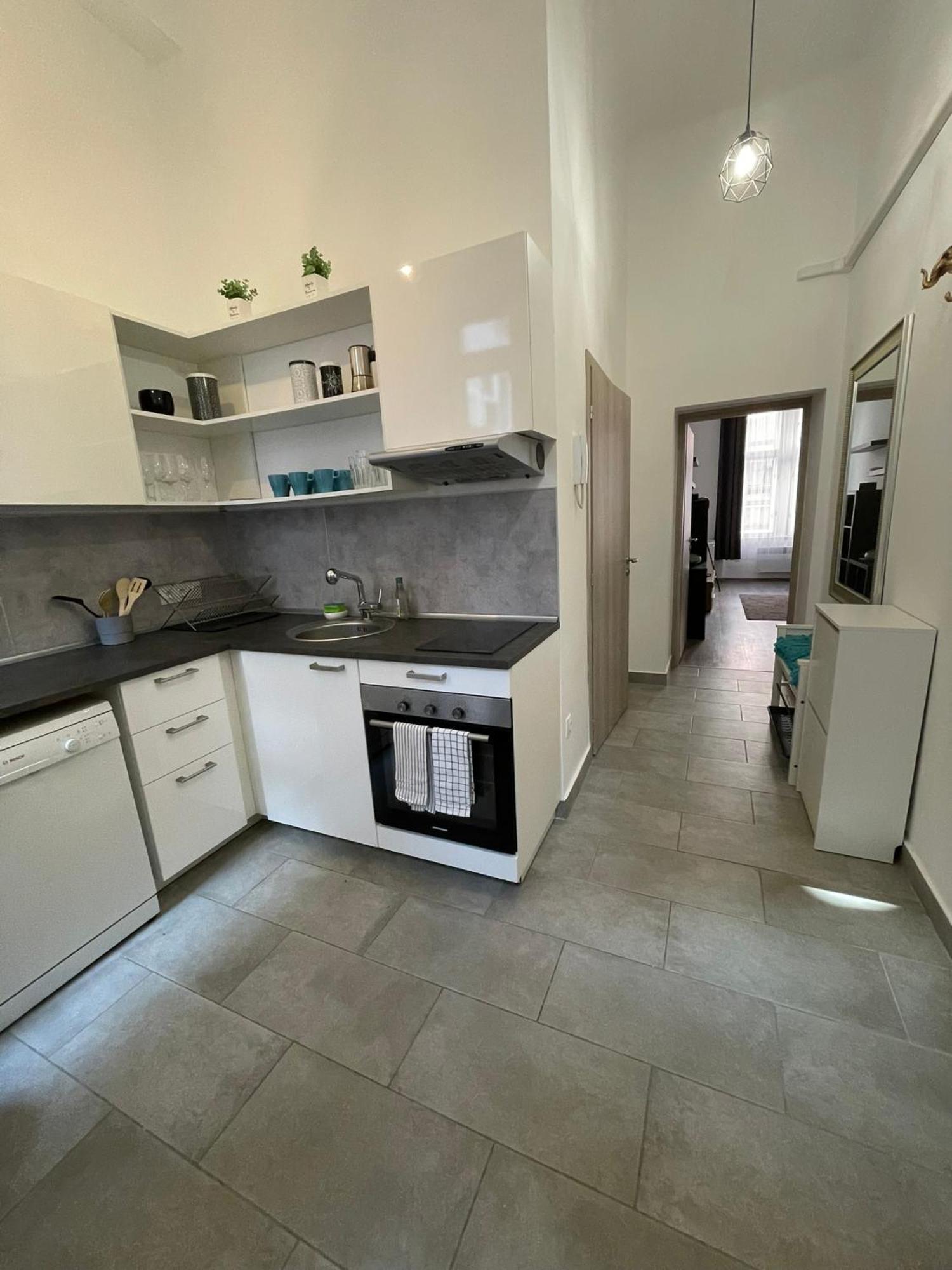 Soho Suites - Kazinczy Budapest Ngoại thất bức ảnh